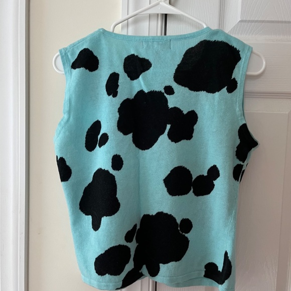 SML Design Cow Print Scoop Neck Tank Sweater, size Medium - Picture 5 of 5